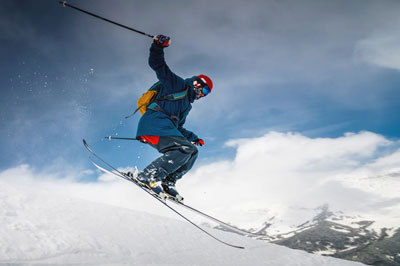 The ultimate guide to US skiing resorts and ski mountains